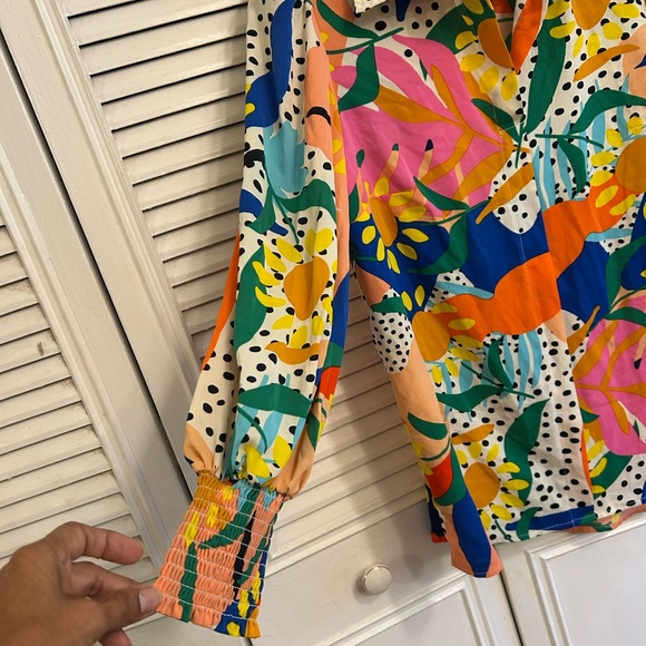 Colorful Patterned Blouse - Picture 3 of 3
